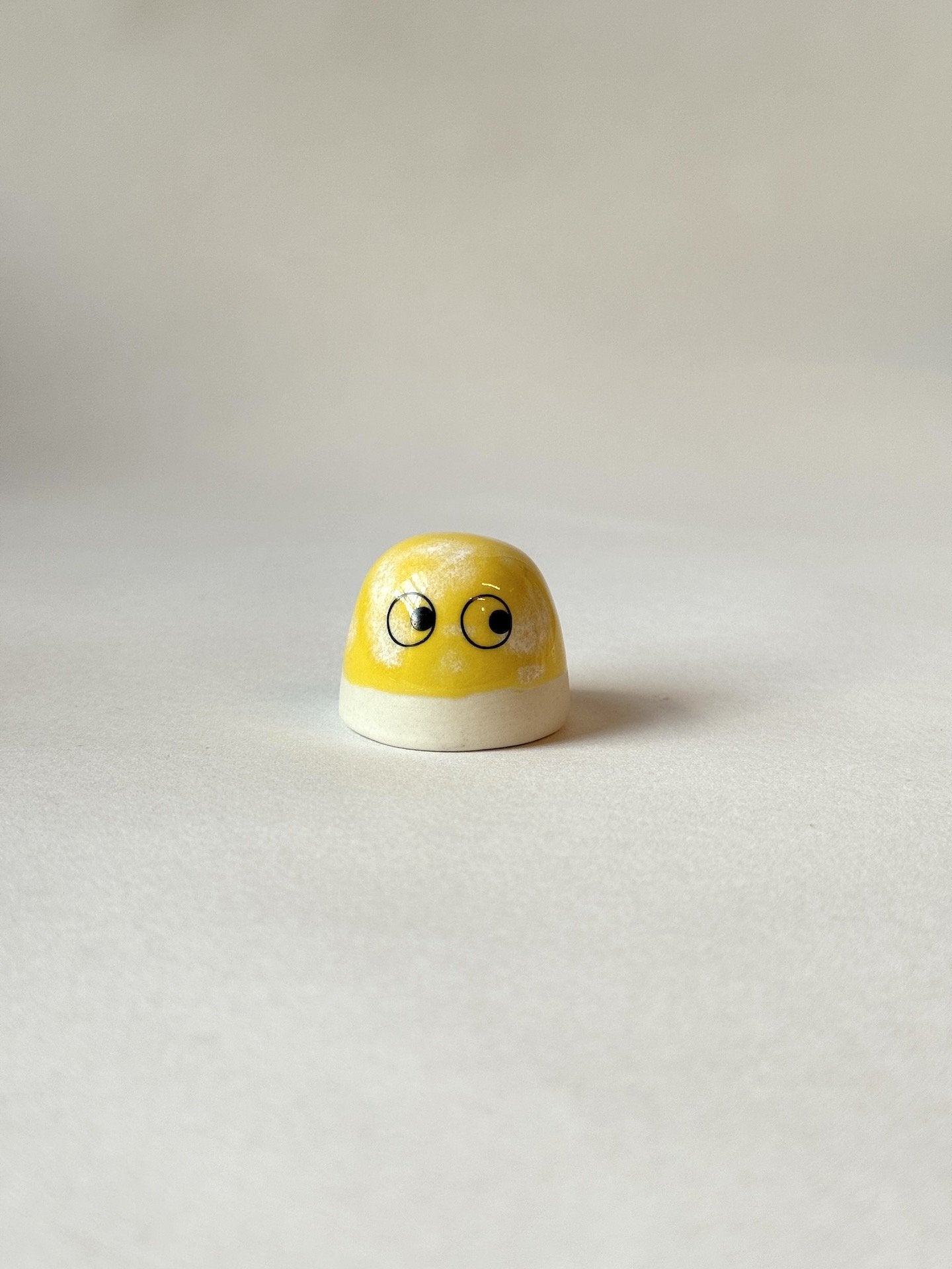 Familia Figurine | Dot | Bea | by Studio Arhoj