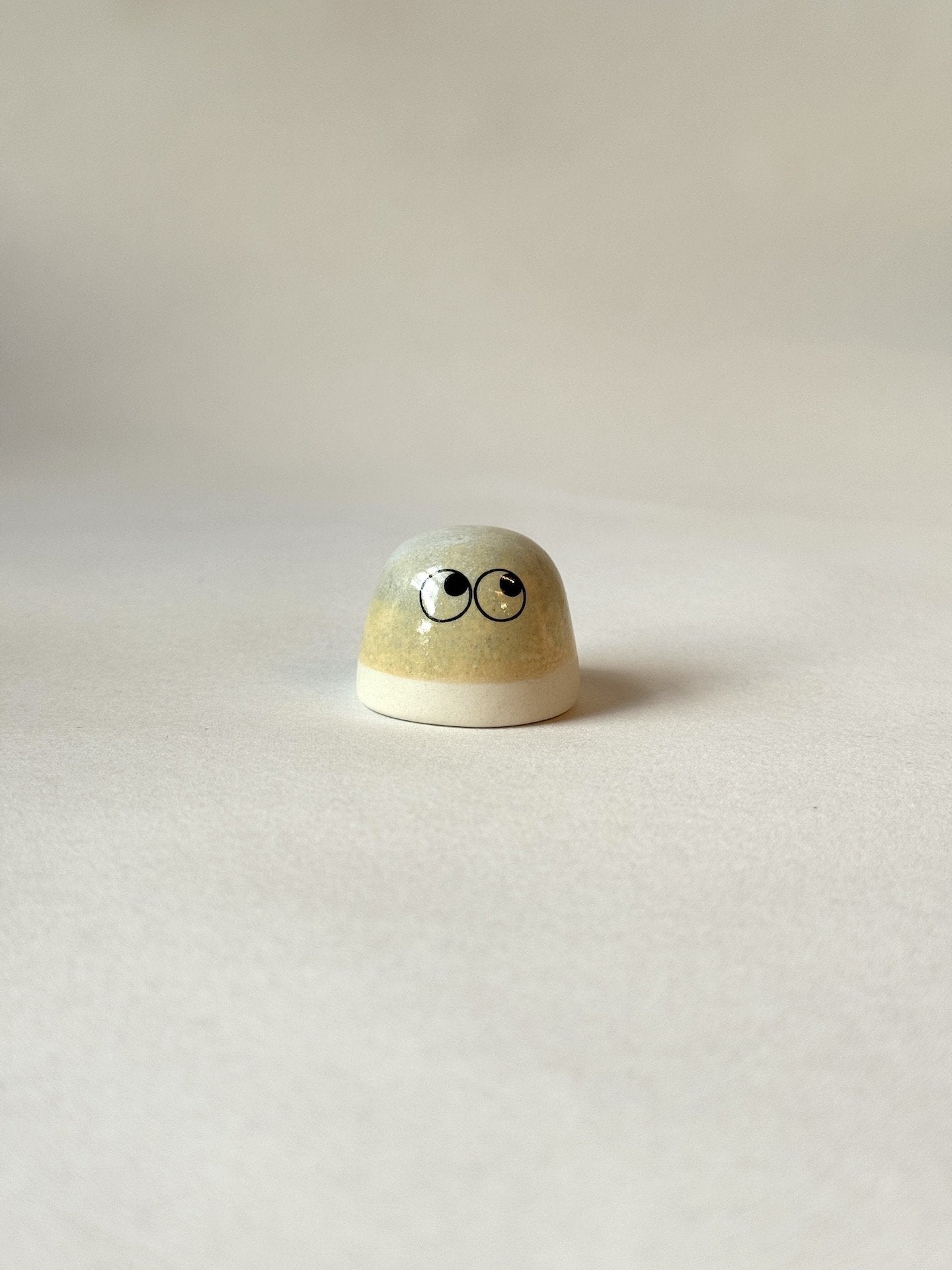 Familia Figurine | Dot | Lachlan | by Studio Arhoj