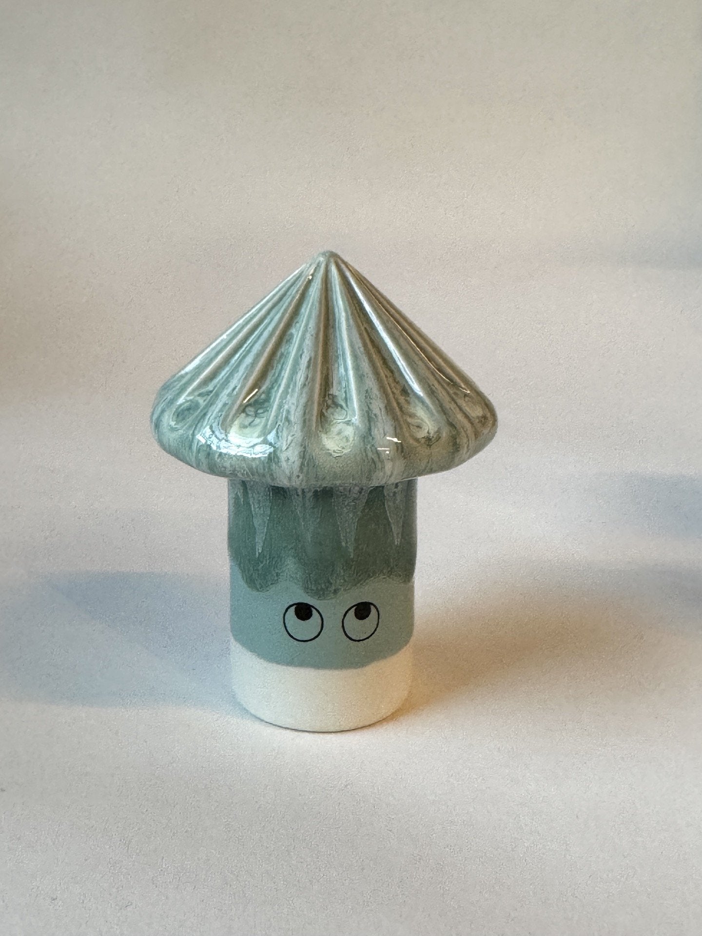 Familia Figurine, Osu | Keelan | by Studio Arhoj - Lifestory