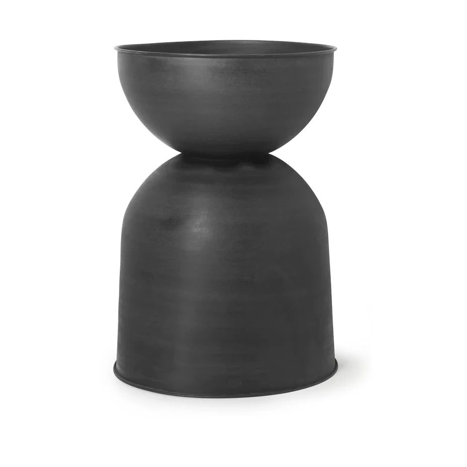 Hourglass Plant Pot | Large | Black | by ferm Living - Lifestory