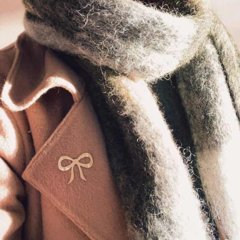 Jules & Clem Golden Bow Brooch | Lifestory