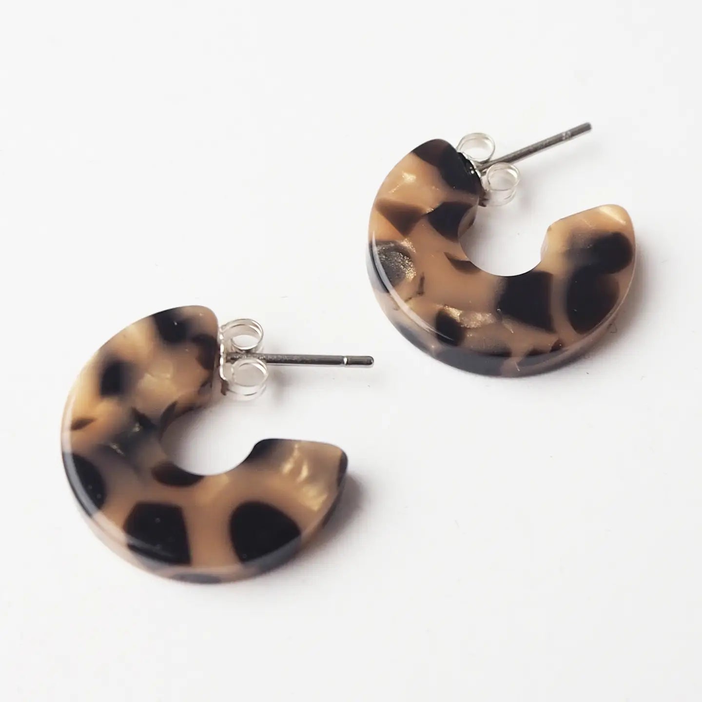 Karamell Flat Super Mini Hoop Earrings | by Custom Made - Lifestory