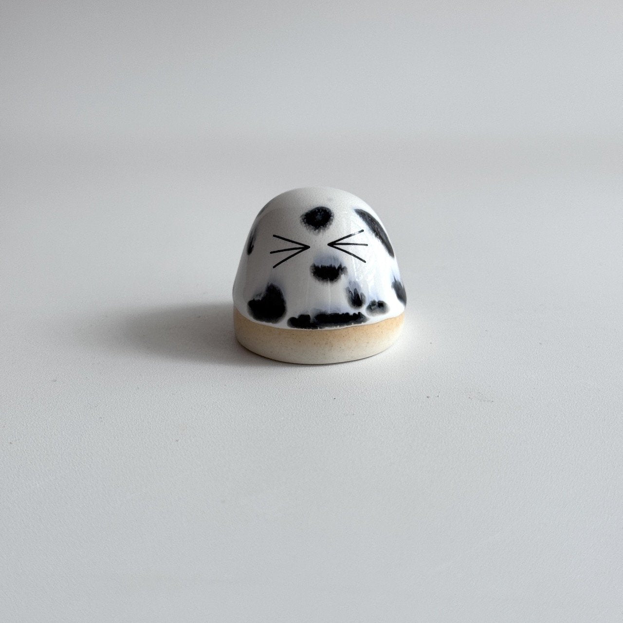 Familia Figurine | Dot | Vicks | by Studio Arhoj - Lifestory