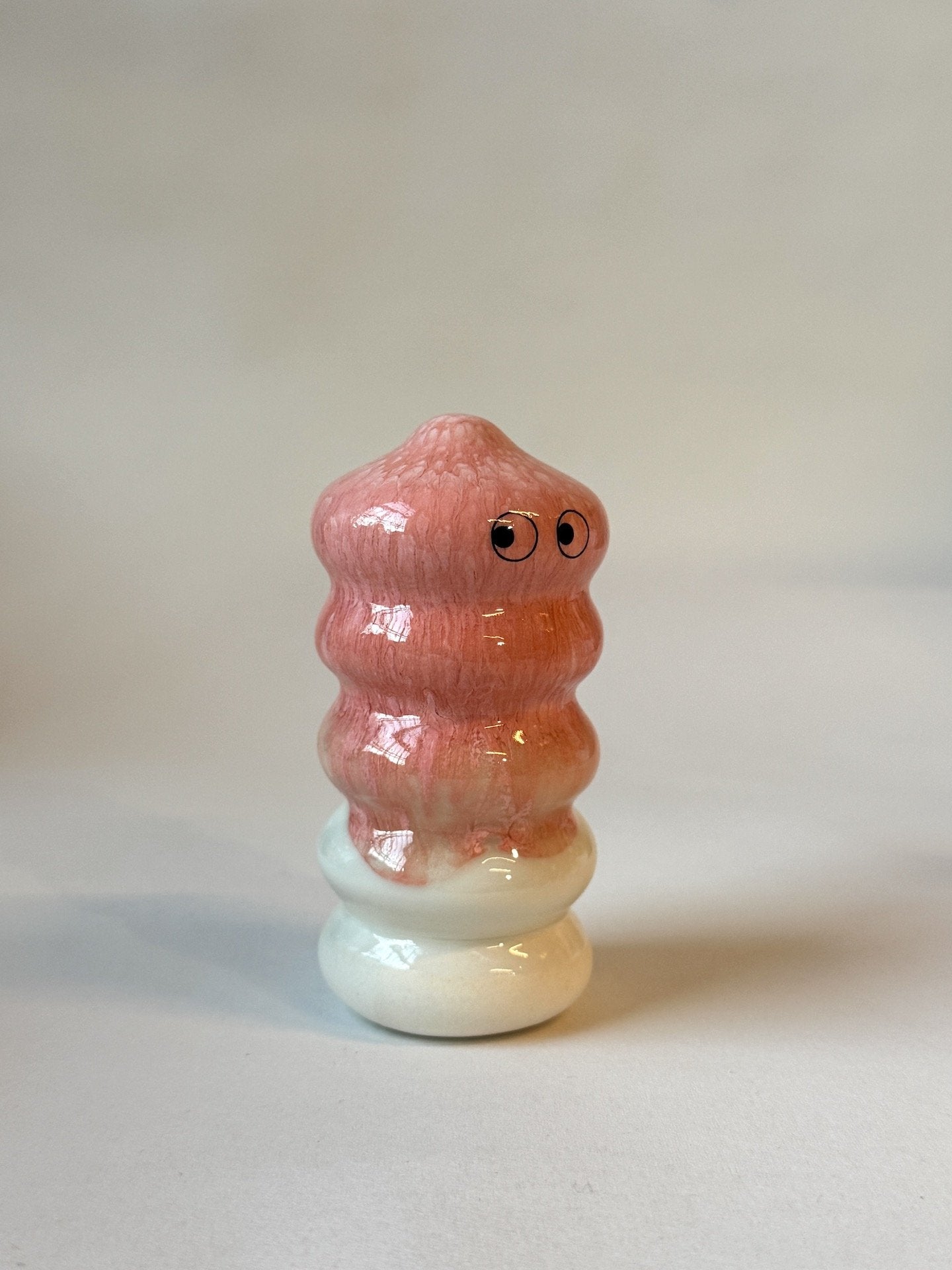 Familia Figurine | Buru | Jessy | by Studio Arhoj