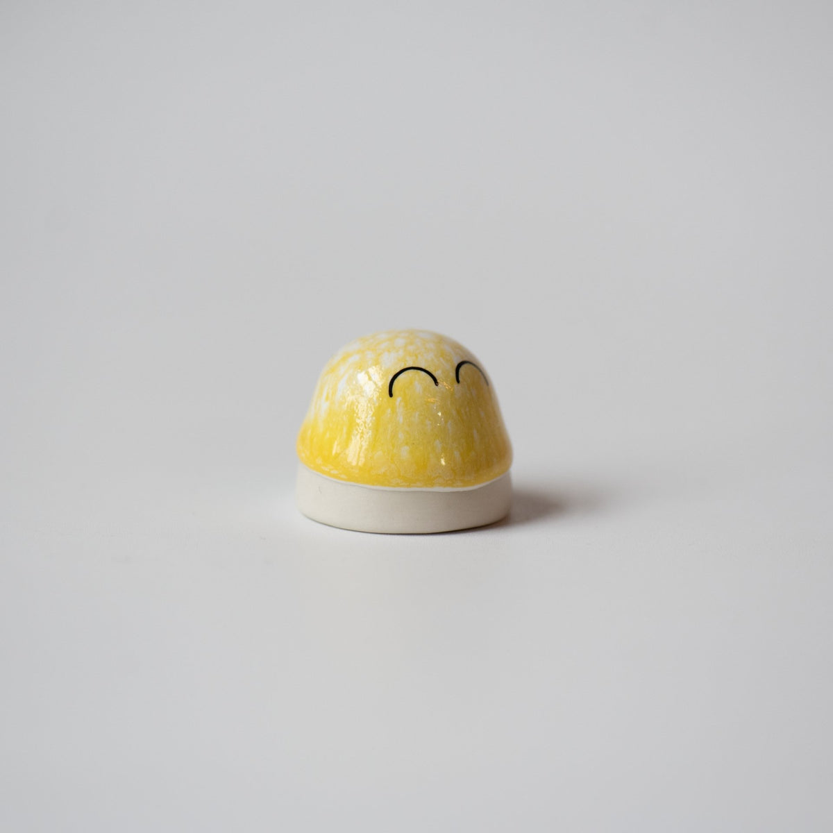 Studio Arhoj Familia Figurine | Dot | Leo