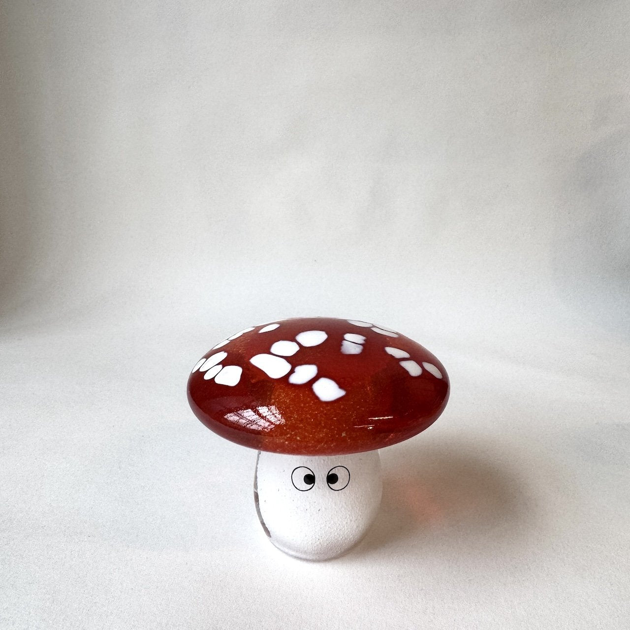 Crystal Blob | Shroom | Riley | handblown by Studio Arhoj