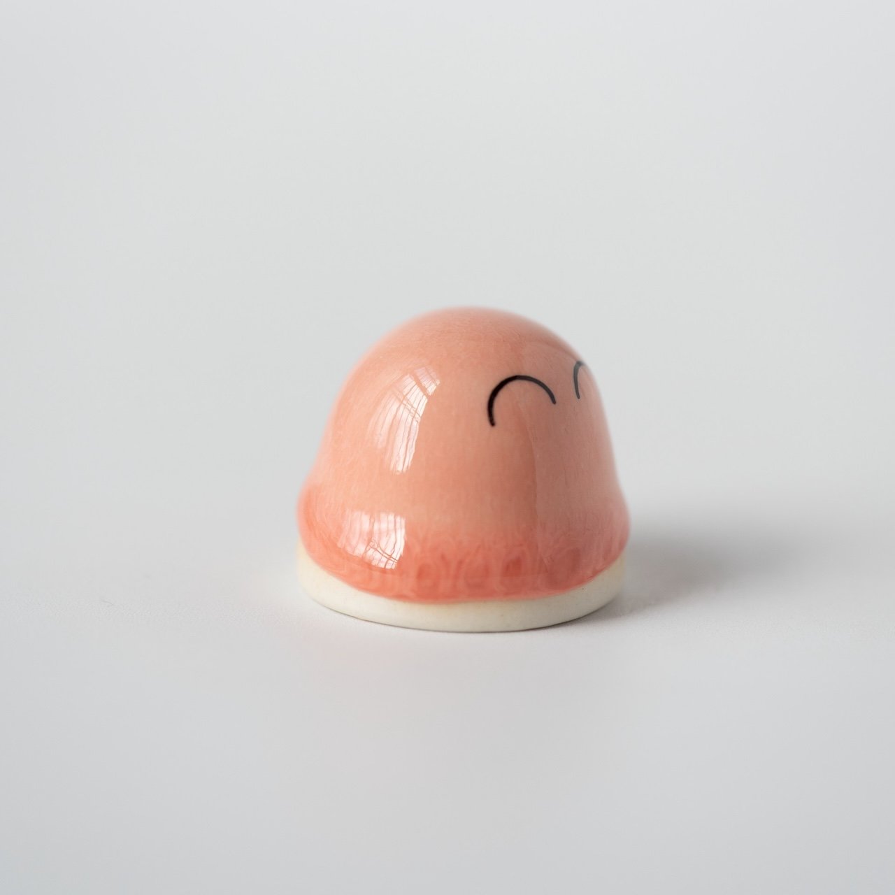 Studio Arhoj Familia Figurine | Dot | Theodore - Lifestory
