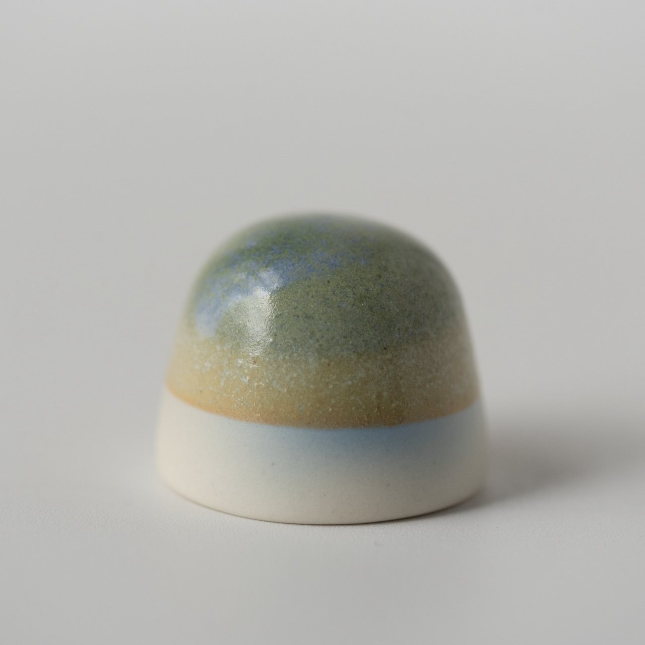 Studio Arhoj Familia Figurine | Dot | Sunflake - Lifestory