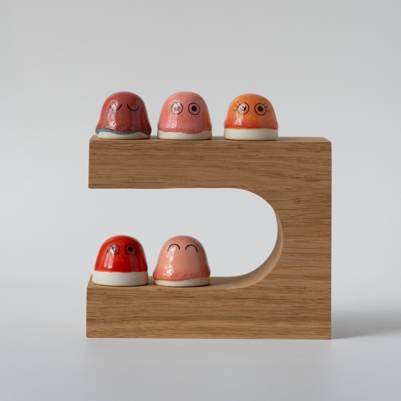 Studio Arhoj Familia Figurine | Dot | Mateo - Lifestory
