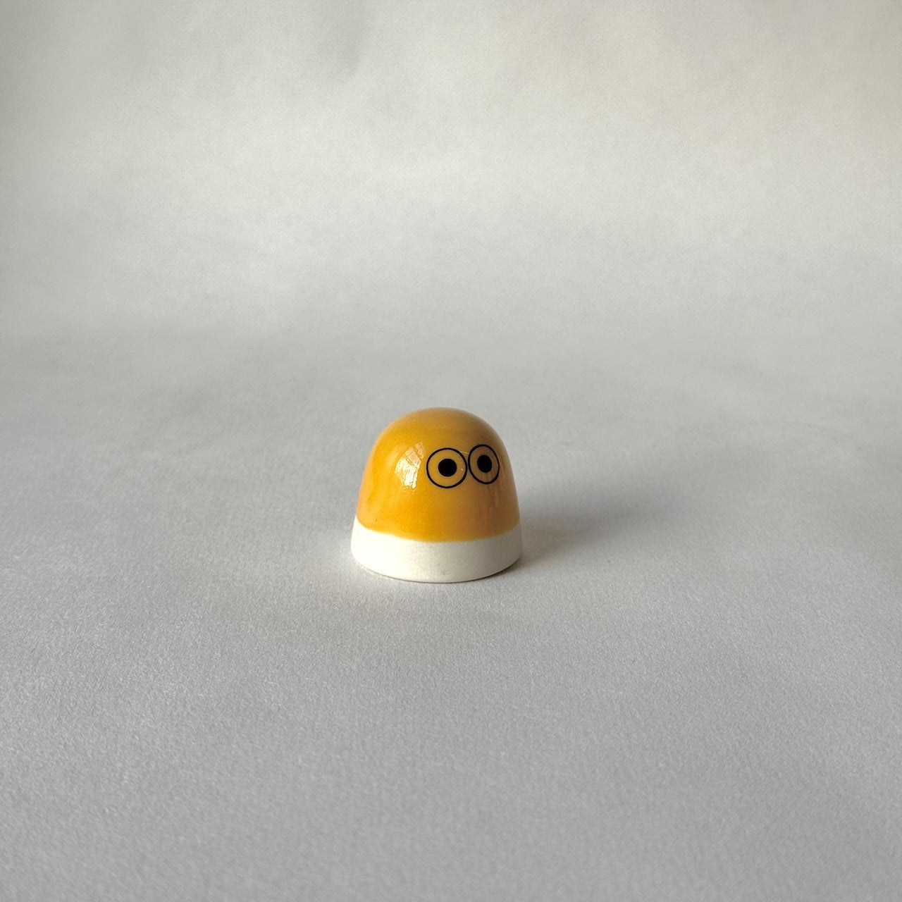 Familia Figurine | Dot | Orangina | by Studio Arhoj - Lifestory