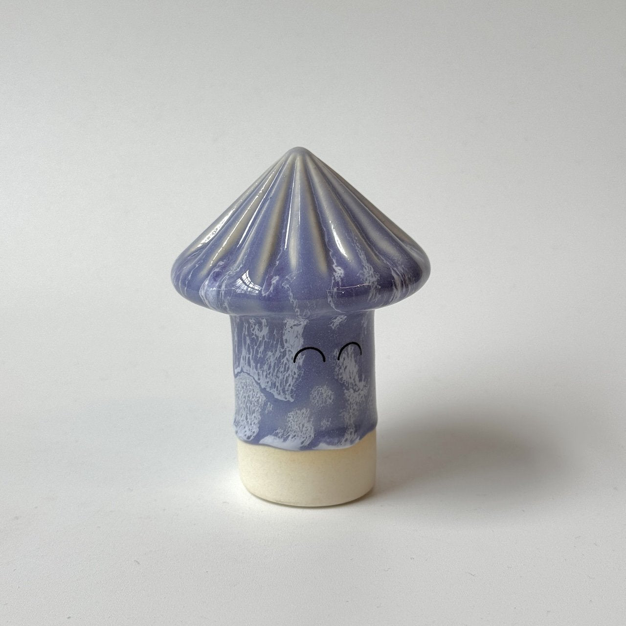 Studio Arhoj Familia Figurine, Osu | Walter