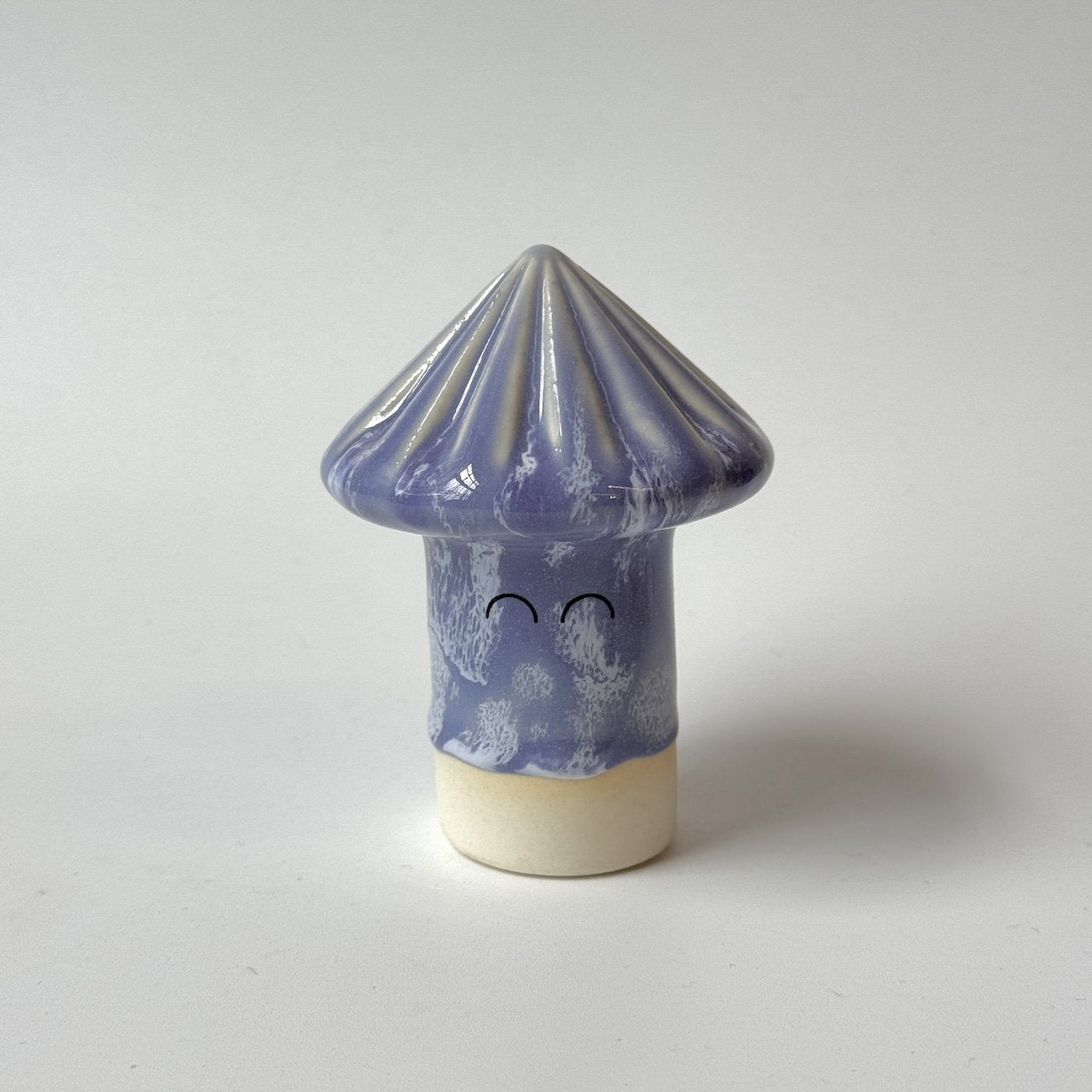 Studio Arhoj Familia Figurine, Osu | Walter