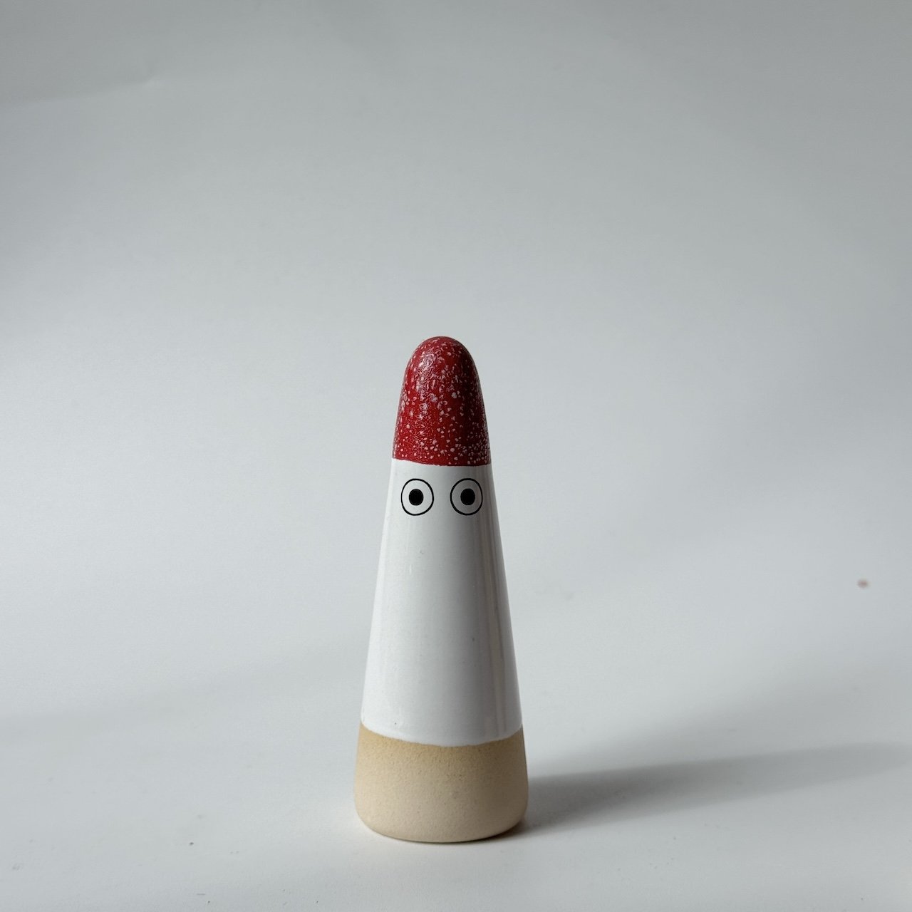 Studio Arhoj Ghost | Elowen | Red And White Glaze