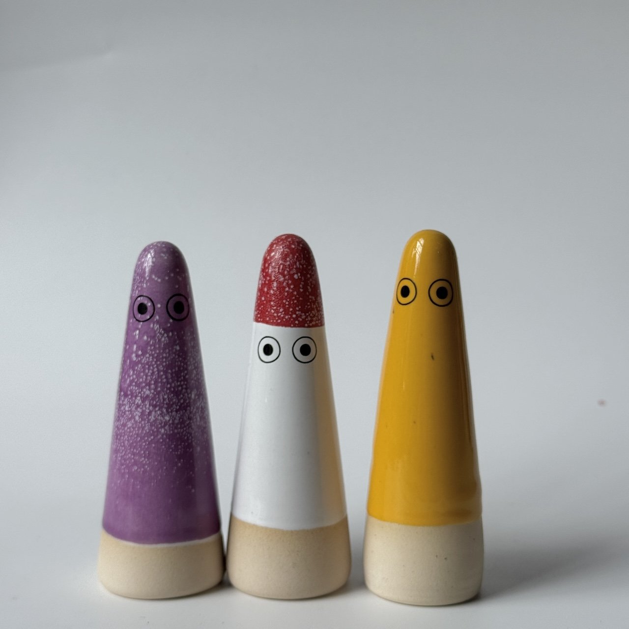 Studio Arhoj Ghost | Elowen | Red And White Glaze