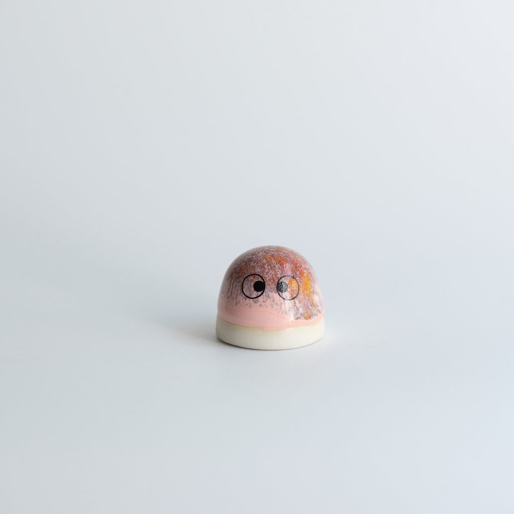 Familia Figurine | Dot | Monty | by Studio Arhoj