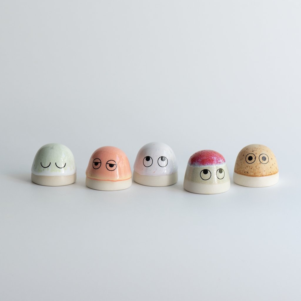 Familia Figurine | Dot | Zed | by Studio Arhoj