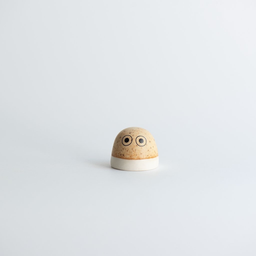 Familia Figurine | Dot | Lola | by Studio Arhoj