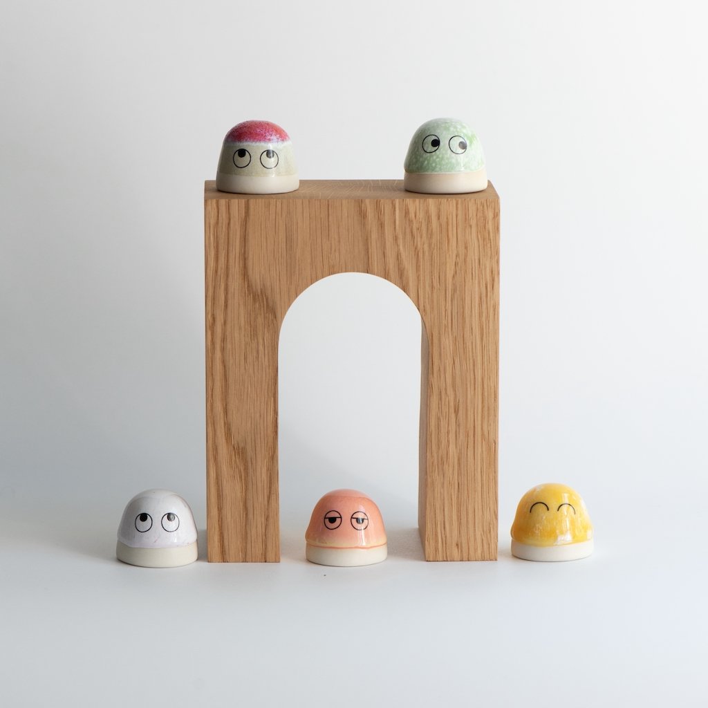 Familia Figurine | Dot | Zed | by Studio Arhoj