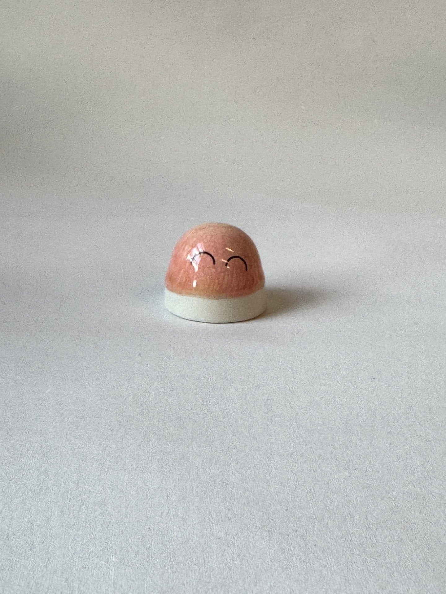 Familia Figurine | Dot | Mairead | by Studio Arhoj