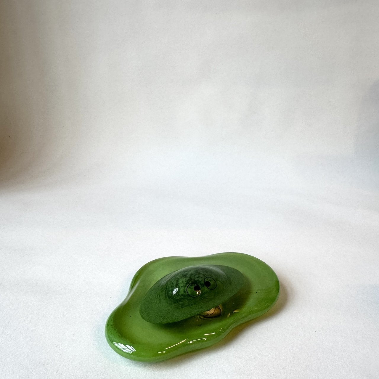 Crystal Blob | Swampy Sam | handblown by Studio Arhoj