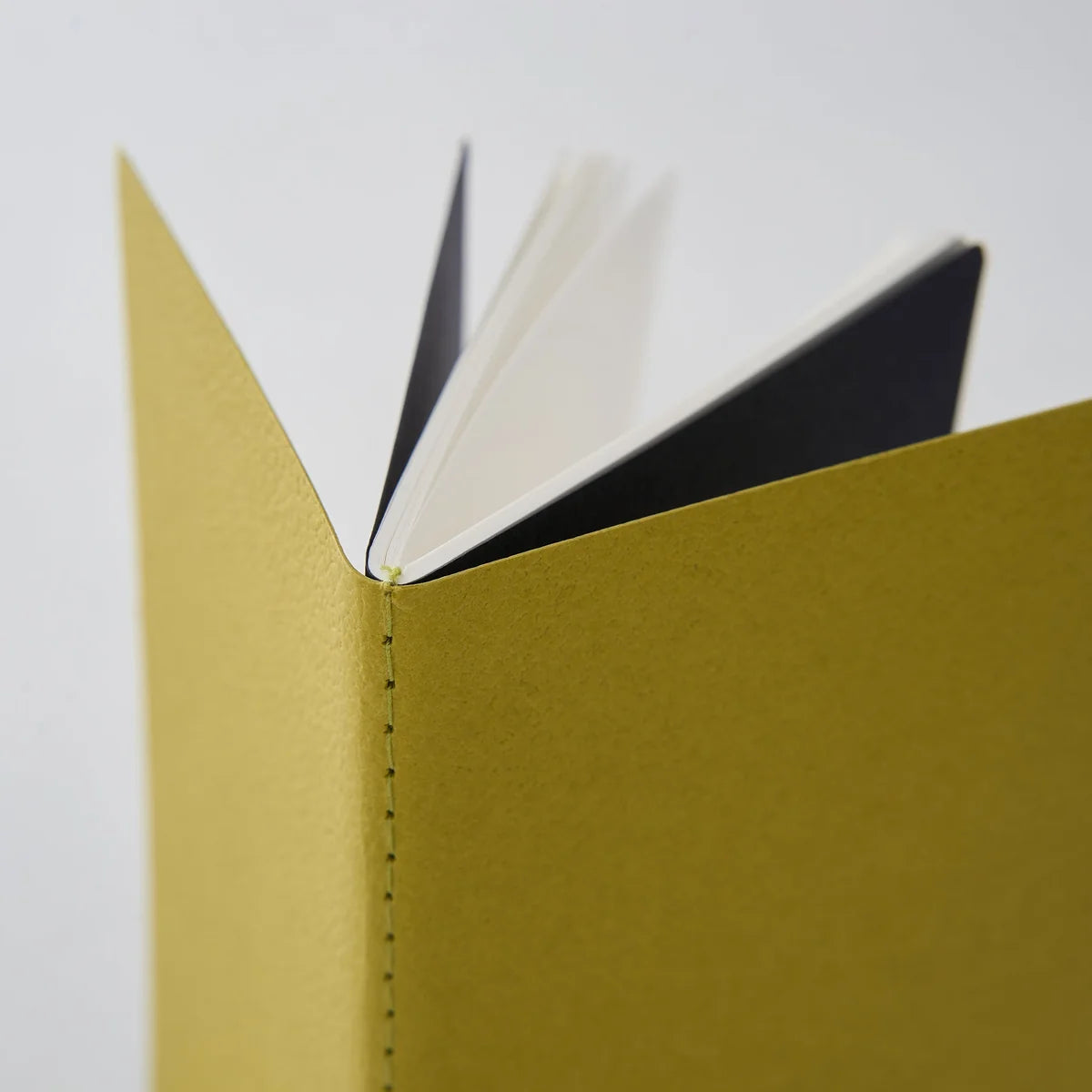 Takeo Dressco Stitch Notebook (Plain) - Pocket Sized