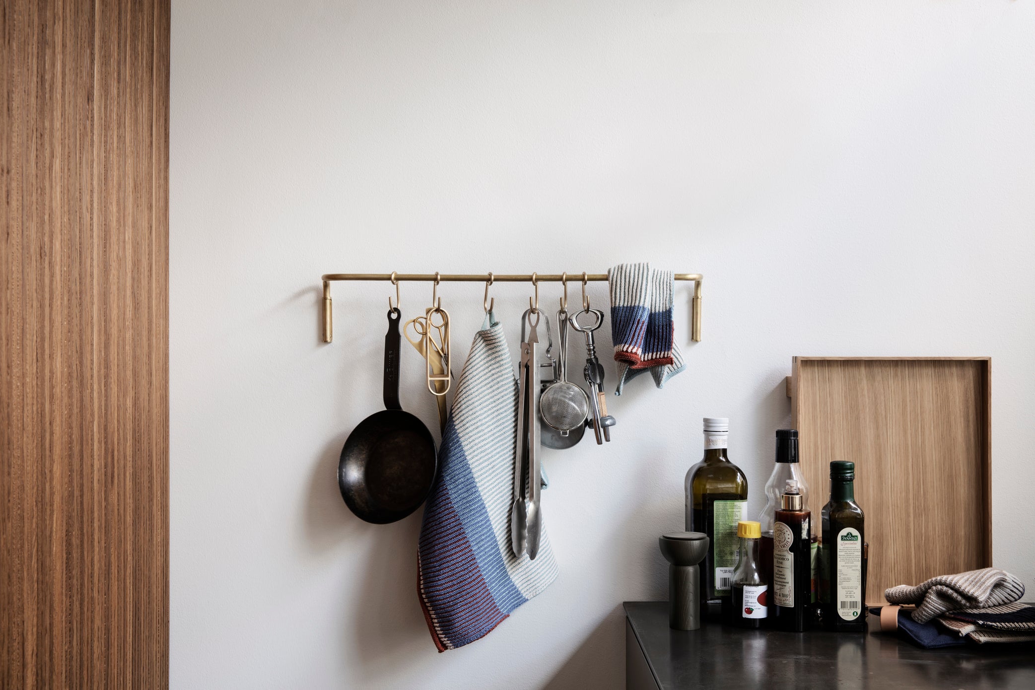 Kitchen Rod Incl. 6 Hooks | Brass | by ferm Living - Lifestory - ferm LIVING