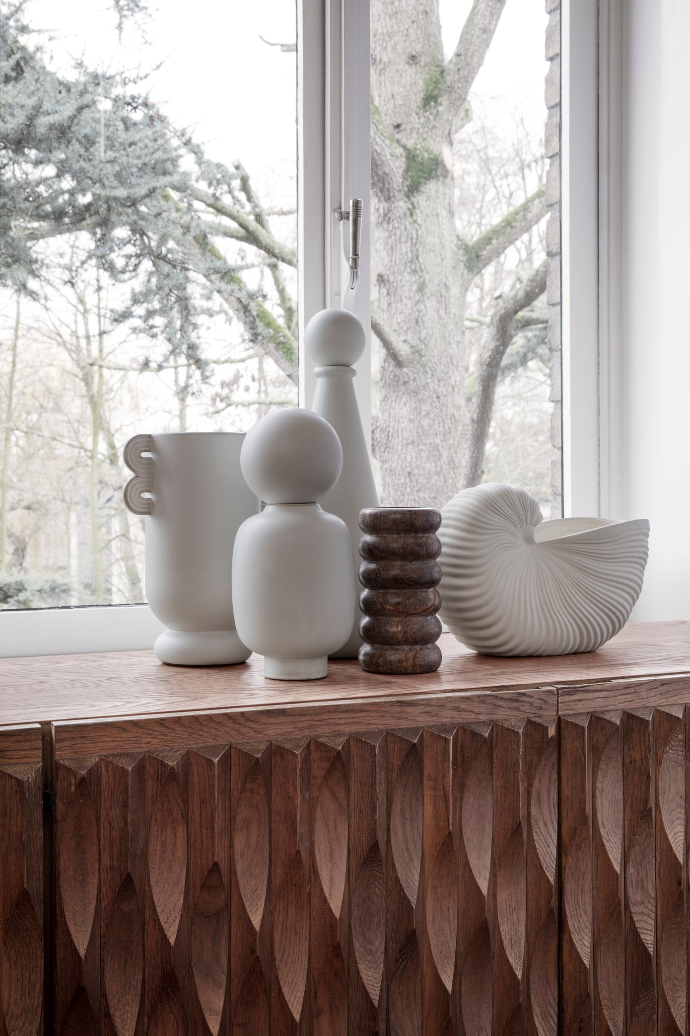 Shell pot / vase | Ceramic | off-white - Lifestory