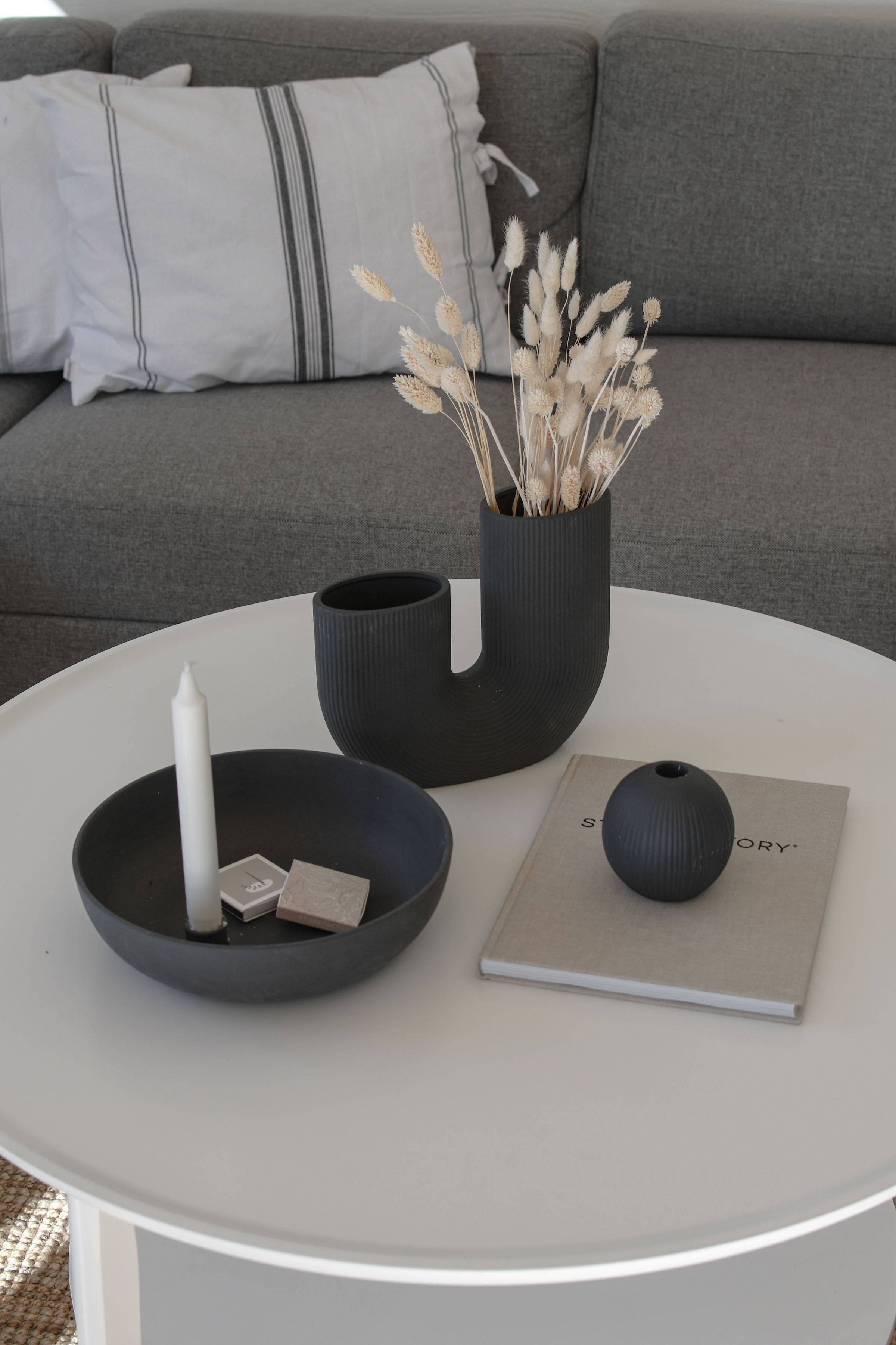 Stråvalla Ceramic Vase | Dark Grey | by Storefactory - Lifestory - Storefactory
