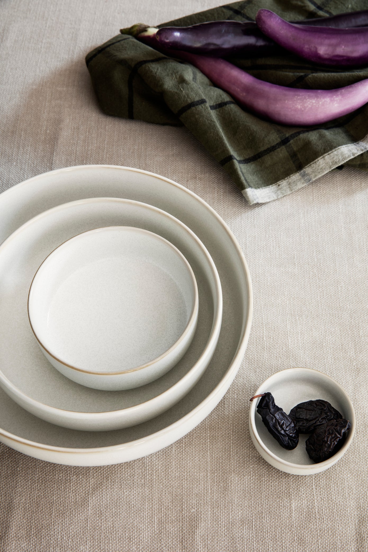 Sekki Salt Jar / Nibble Bowl in Cream Ceramic - Lifestory