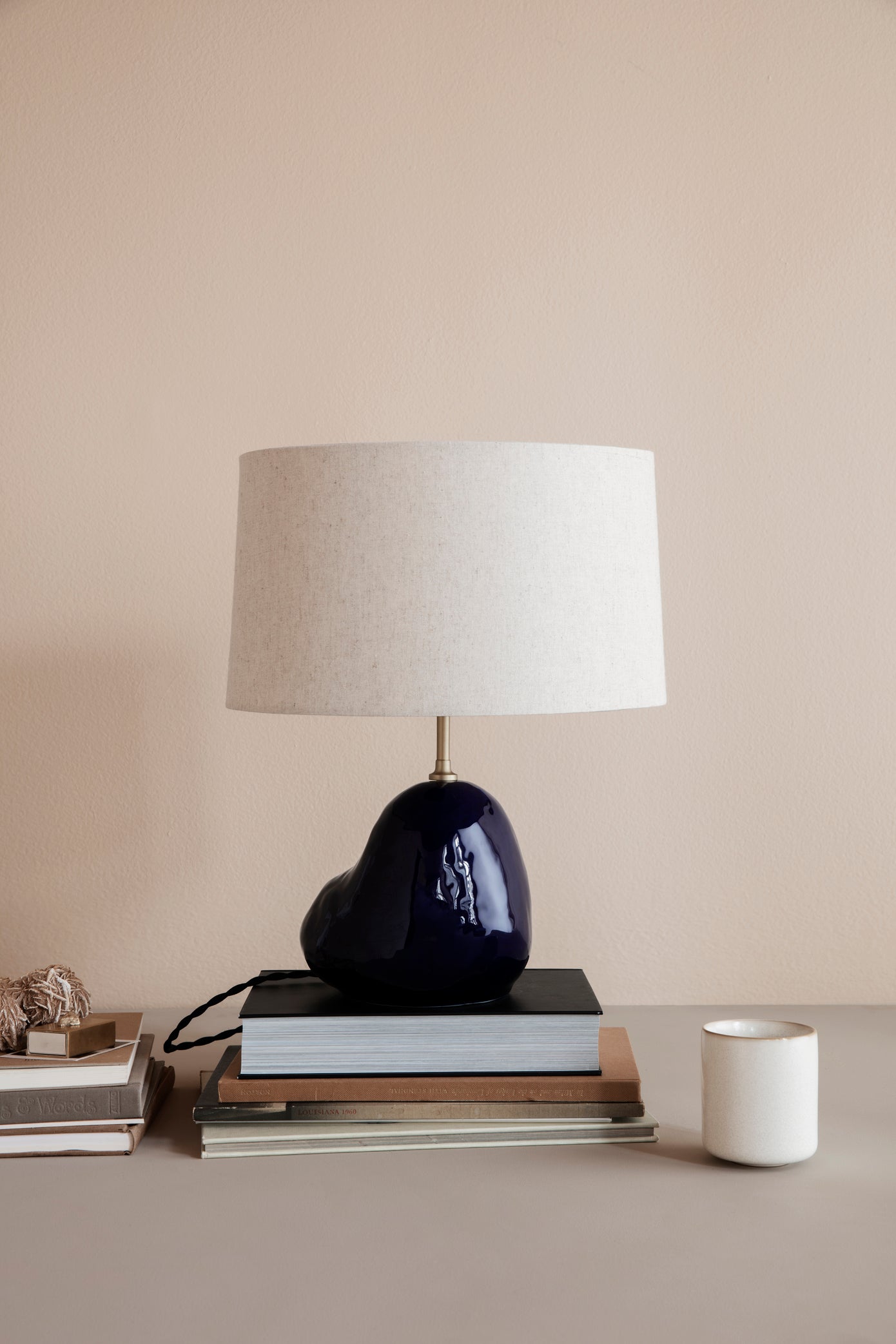 Hebe Lamp Base Small | Ceramic | Deep Blue - Lifestory - ferm LIVING