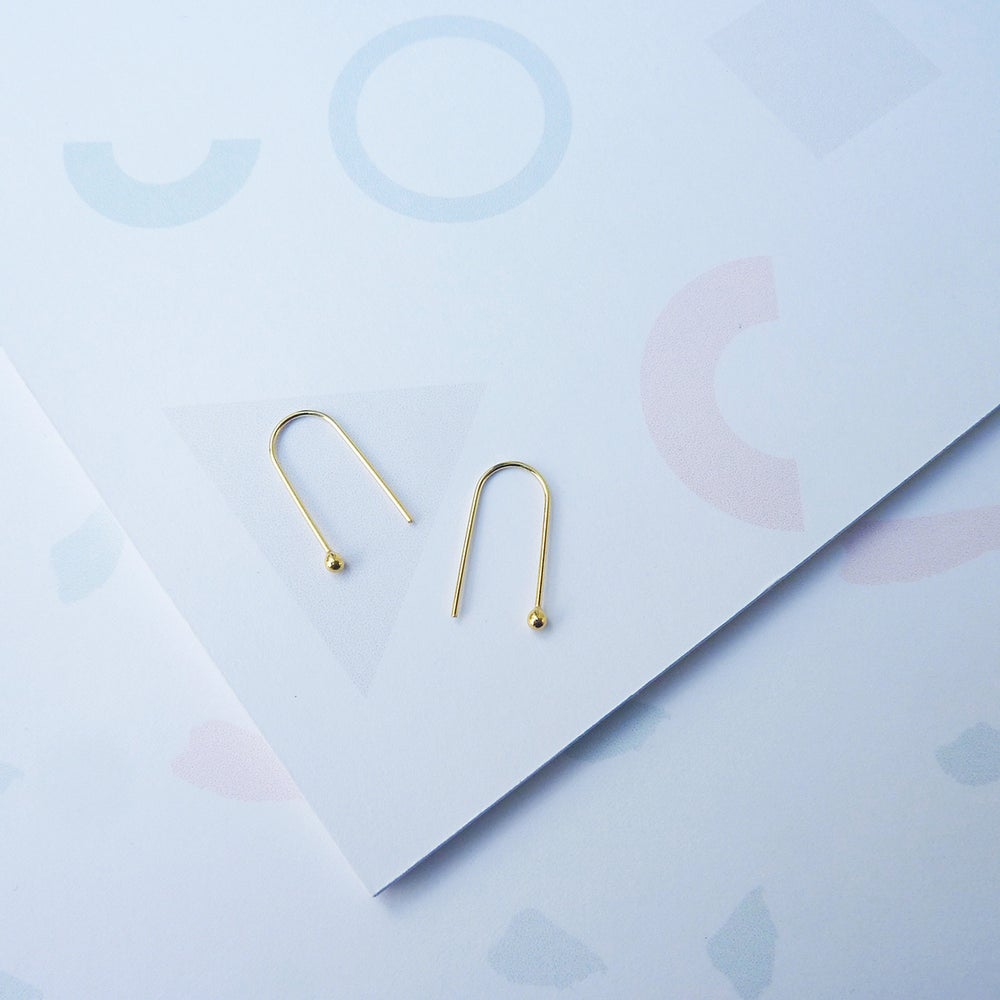 Arc Earrings | Threaded Wire Minimal Earrings - Lifestory - Custom Made