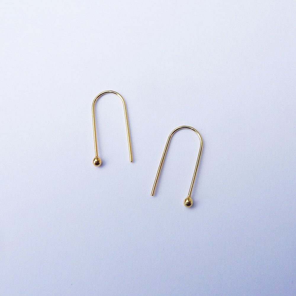 Arc Earrings | Threaded Wire Minimal Earrings - Lifestory - Custom Made