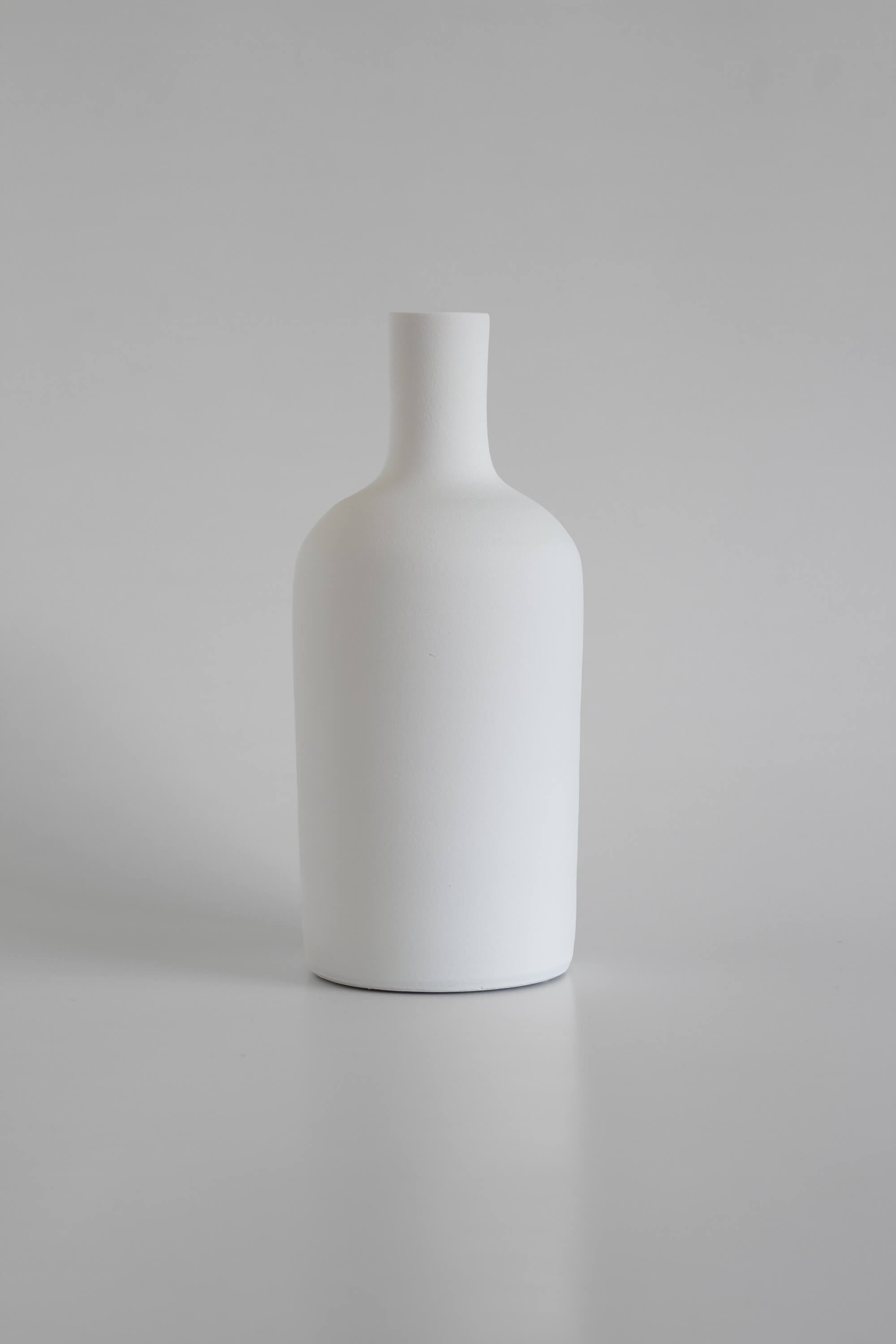 Blanc Collection 02 Vase | White | Handmade Earthenware |  by O Cactuu - Lifestory - O Cactuu