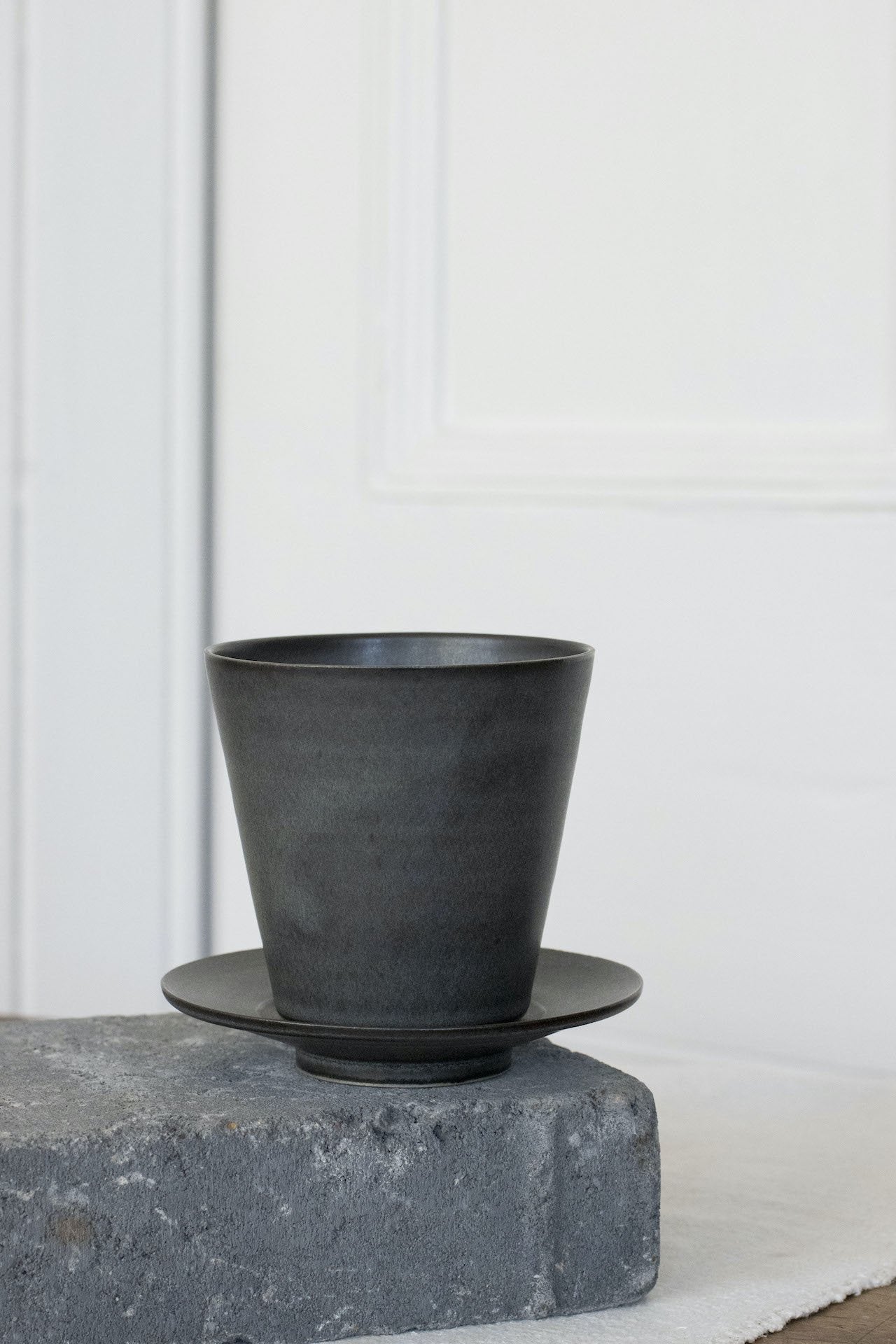 Flat White Cup & Saucer | Nightshade Blue | by Borja Moronta - Lifestory - Borja Moronta