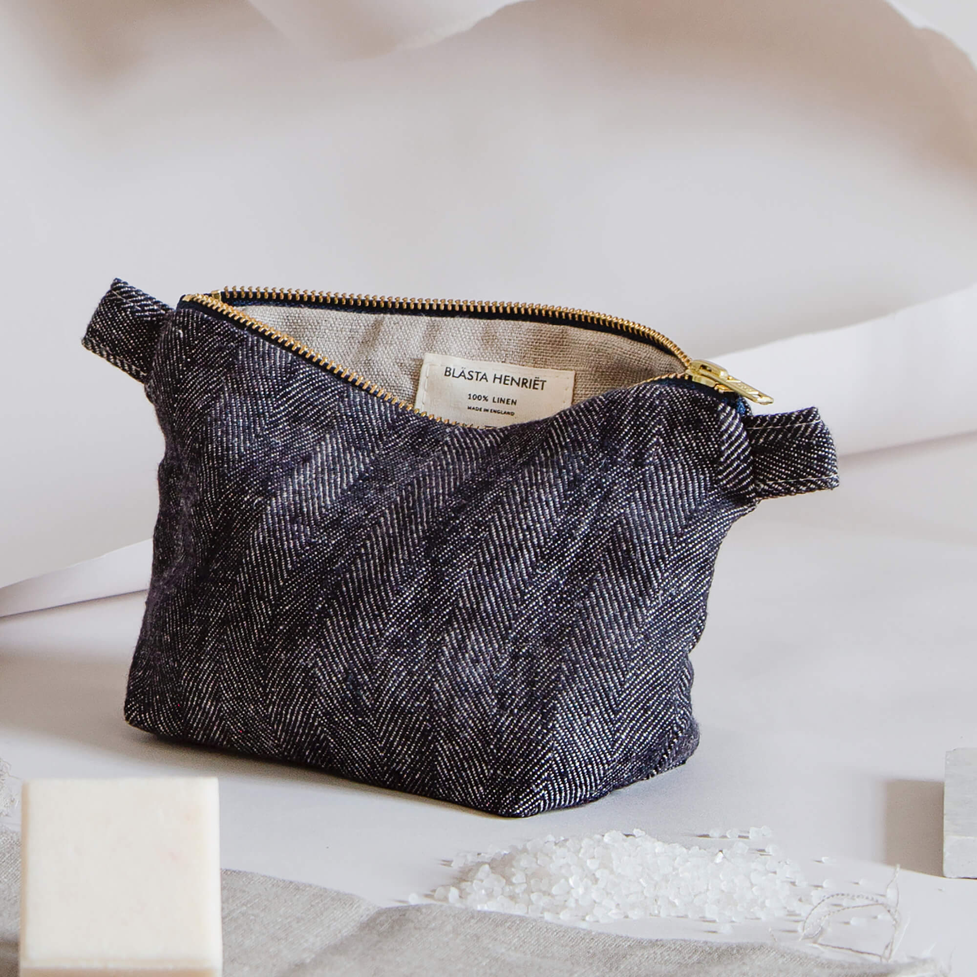 Large Wash Bag | Herringbone | Linen | by Blästa Henriët - Lifestory - Blästa Henriët