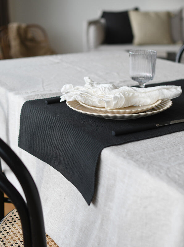 Holmsbruk Table Runner | Black | Cotton | by Storefactory - Lifestory - Storefactory