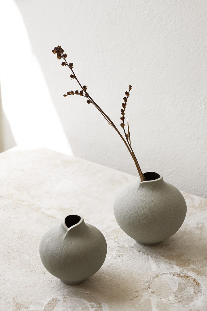 Line Vase | Extra Large | Sand Grey | by Lindform - Lifestory - Lindform