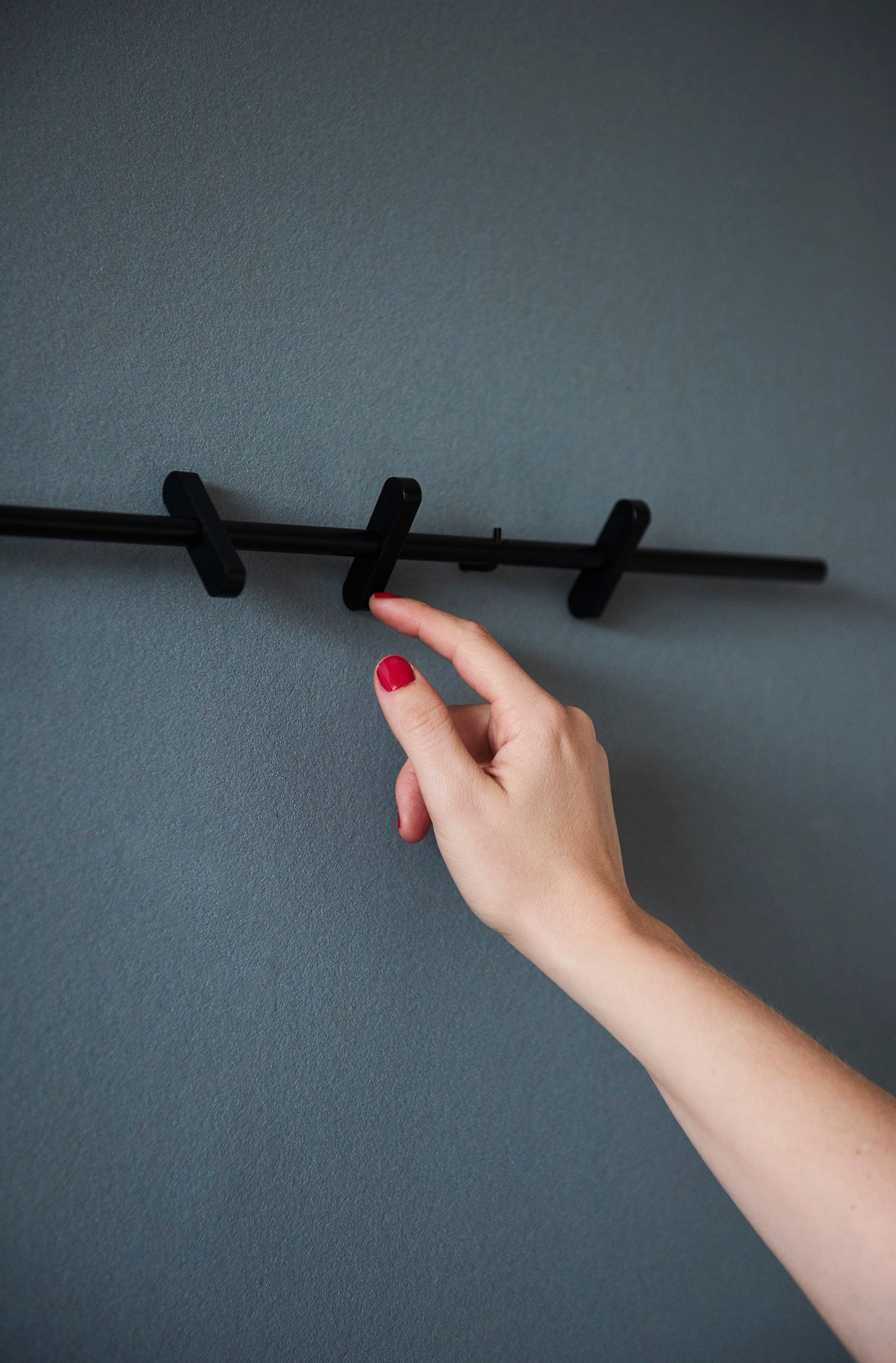 Coat Rack With 4 Movable Pegs | Black | by Moebe - Lifestory - Moebe