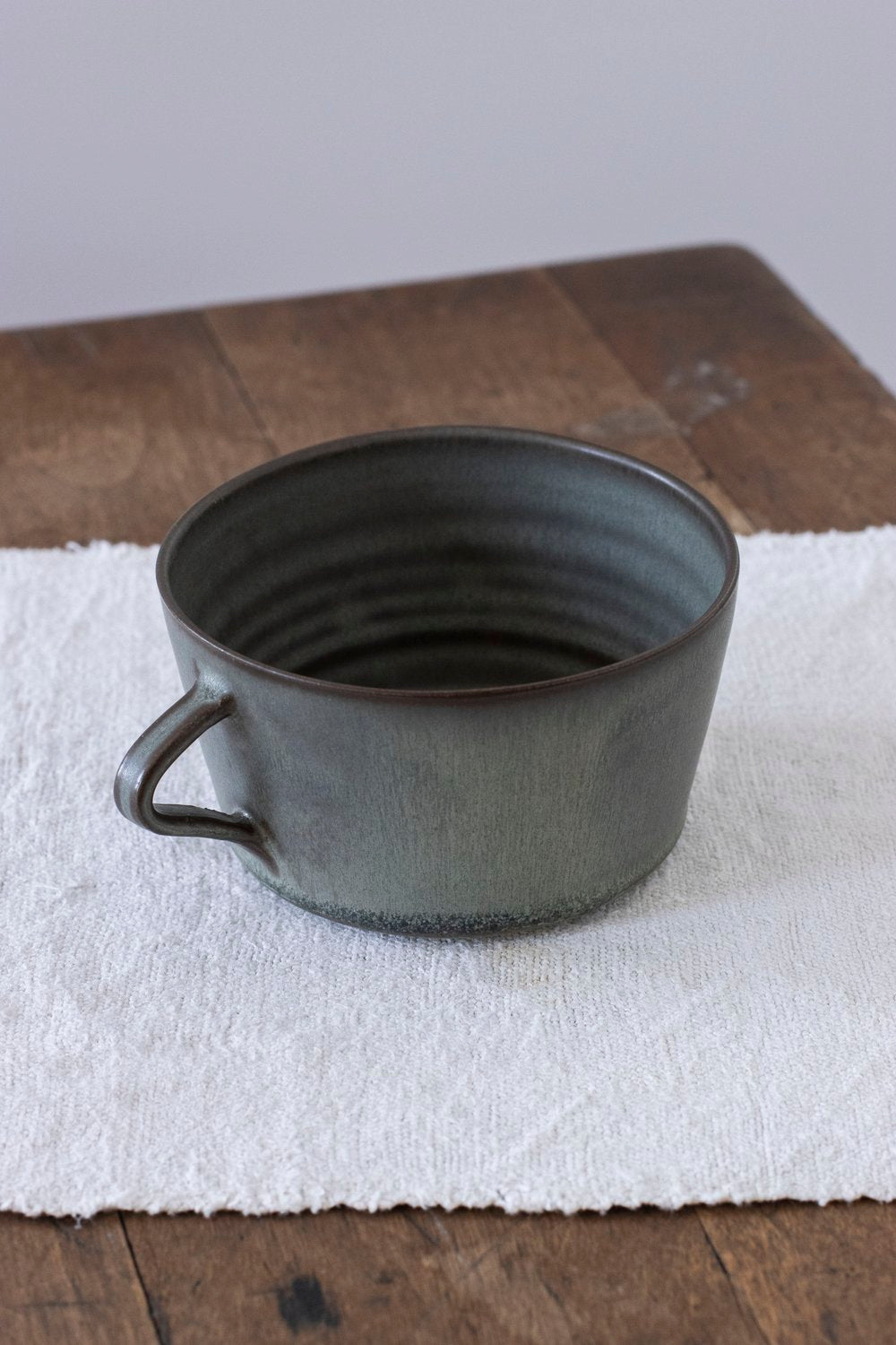 Low Cup | Moss Green | by Borja Moronta - Lifestory - Borja Moronta