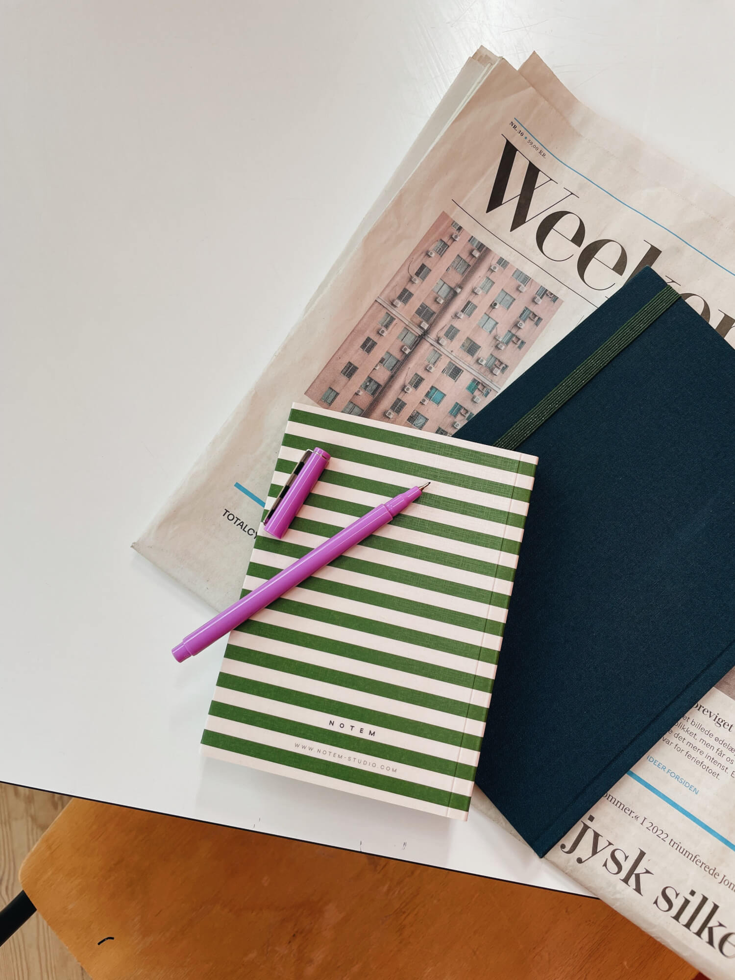 BEA | Medium Notebook with band | Dark Blue | Ruled | by Notem Studio - Lifestory - Notem Studio