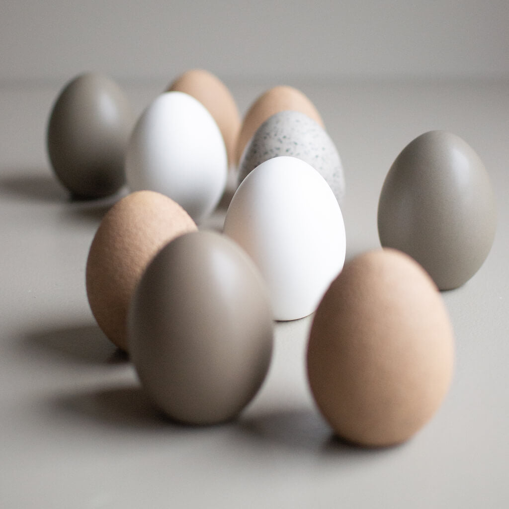 Standing Egg | Mole Dot | Ceramic | by DBKD - Lifestory - DBKD