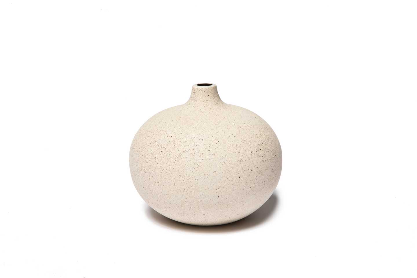 Baris Vase | Large | Light Sand | by Lindform - Lifestory