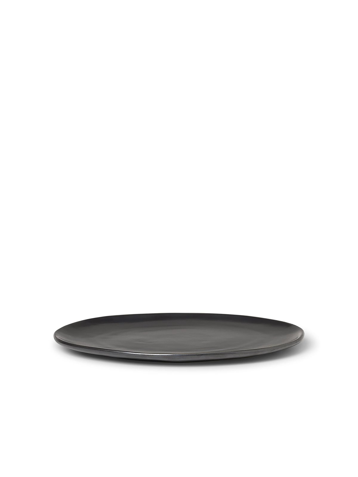 Flow Plate | Large 27cm | Black | Ceramic | by ferm Living - Lifestory - ferm Living