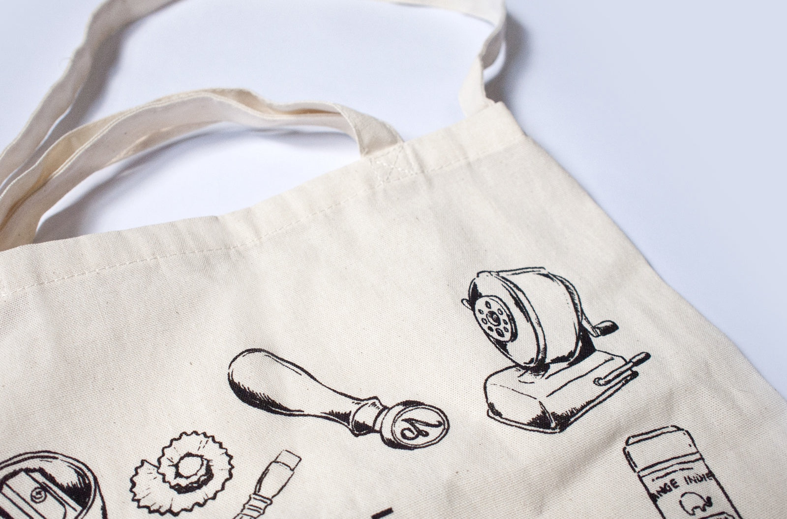 Tote Bag | The Uncommon Beauty in Common Things - Lifestory - Tools to Liveby