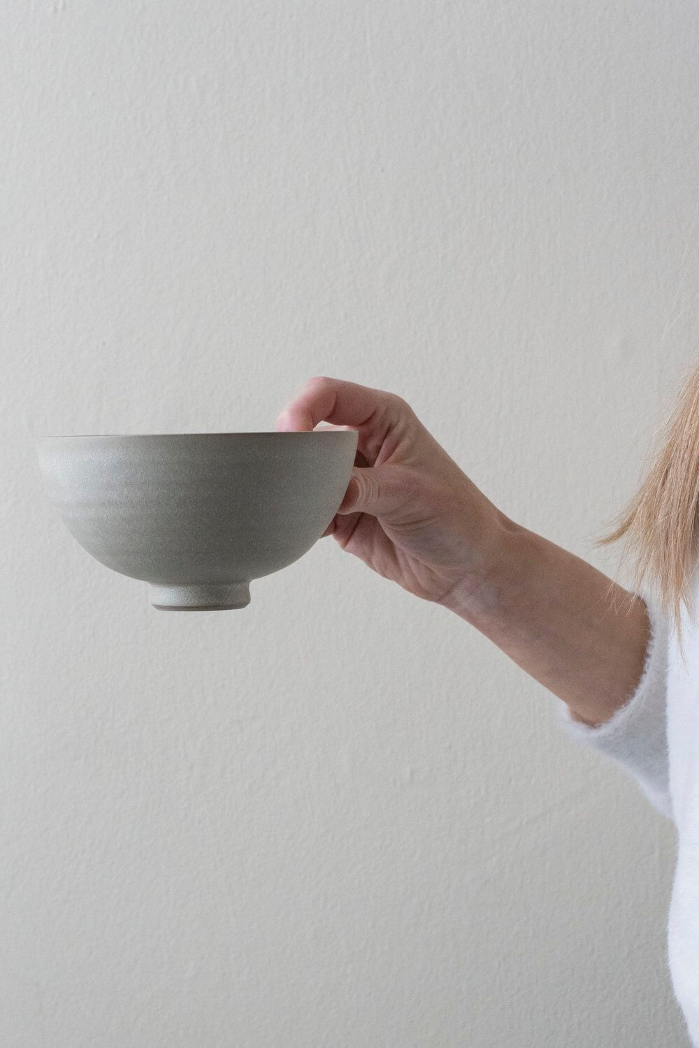 Small Footed Bowl | Pearl Grey | by Borja Moronta - Lifestory - Borja Moronta